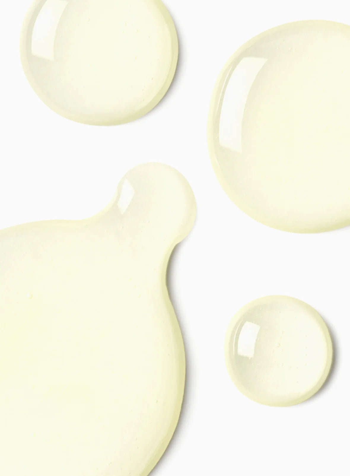 fec31783a68a48553304eec4d0f35bbd_41eaf589-13e0-4261-8438-ce87a5b2afb7.jpg SPF 50 | Glow Oil Body Oil - Image 13